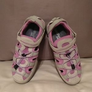 Almost new orthofeet sandals